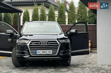 Внедорожник / Кроссовер Audi Q7 2017 в Луцке