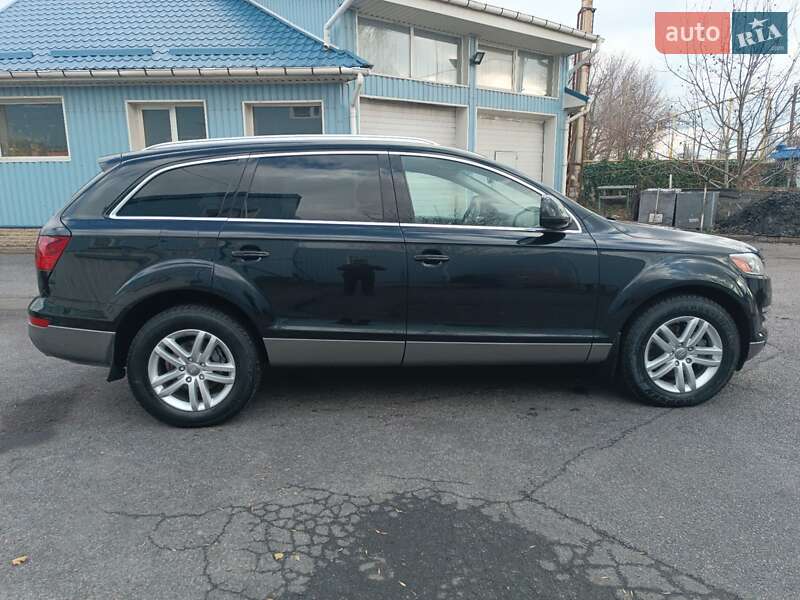 Внедорожник / Кроссовер Audi Q7 2007 в Никополе