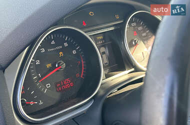 Внедорожник / Кроссовер Audi Q7 2011 в 