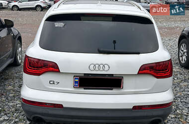 Внедорожник / Кроссовер Audi Q7 2011 в 