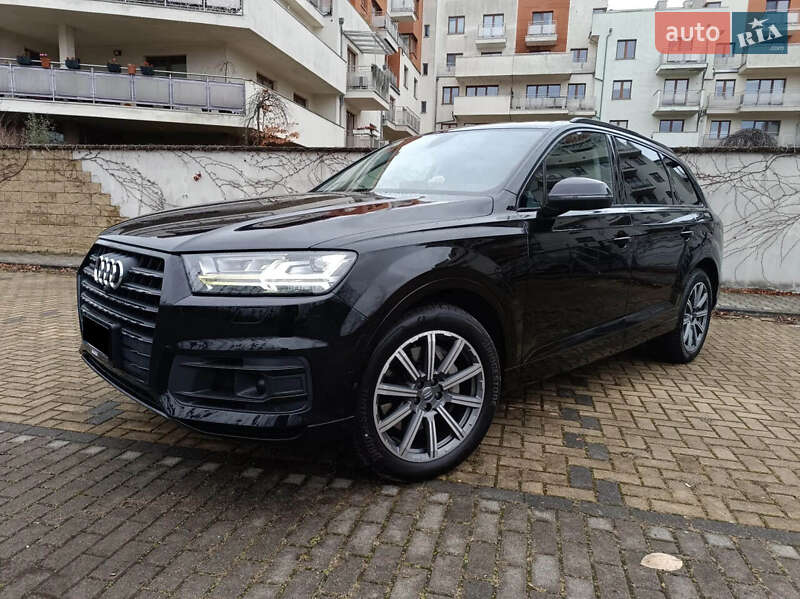 Внедорожник / Кроссовер Audi Q7 2017 в Одессе