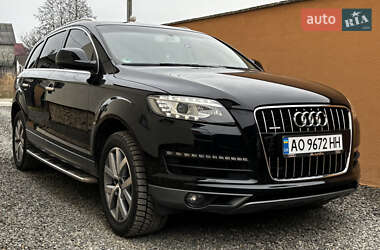 Внедорожник / Кроссовер Audi Q7 2011 в Хусте