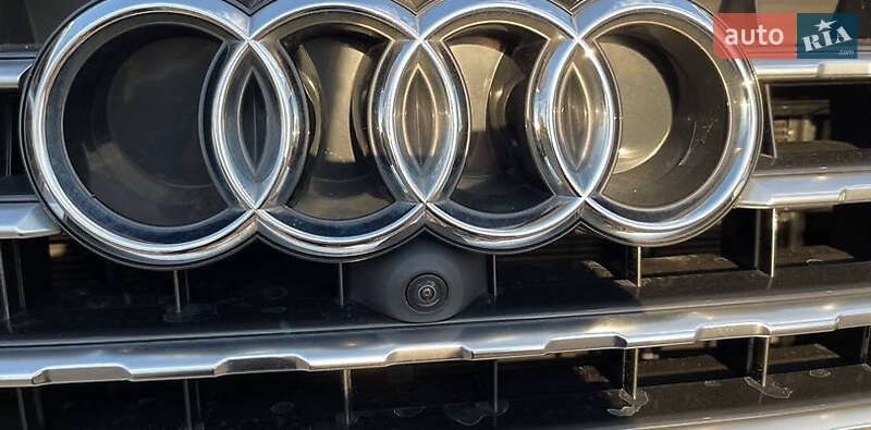 Позашляховик / Кросовер Audi Q7 2016 в Львові