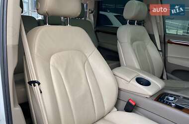 Внедорожник / Кроссовер Audi Q7 2013 в 