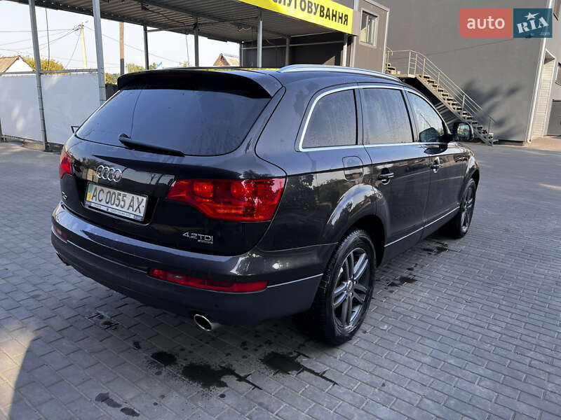 Внедорожник / Кроссовер Audi Q7 2009 в Луцке