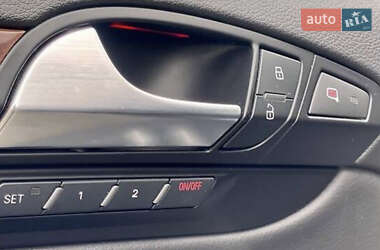 Внедорожник / Кроссовер Audi Q7 2011 в 
