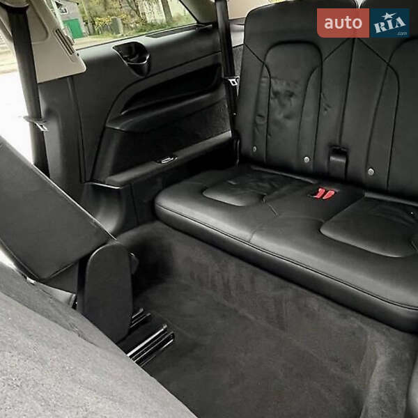 Позашляховик / Кросовер Audi Q7 2011 в Самборі