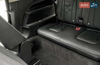 Внедорожник / Кроссовер Audi Q7 2011 в 