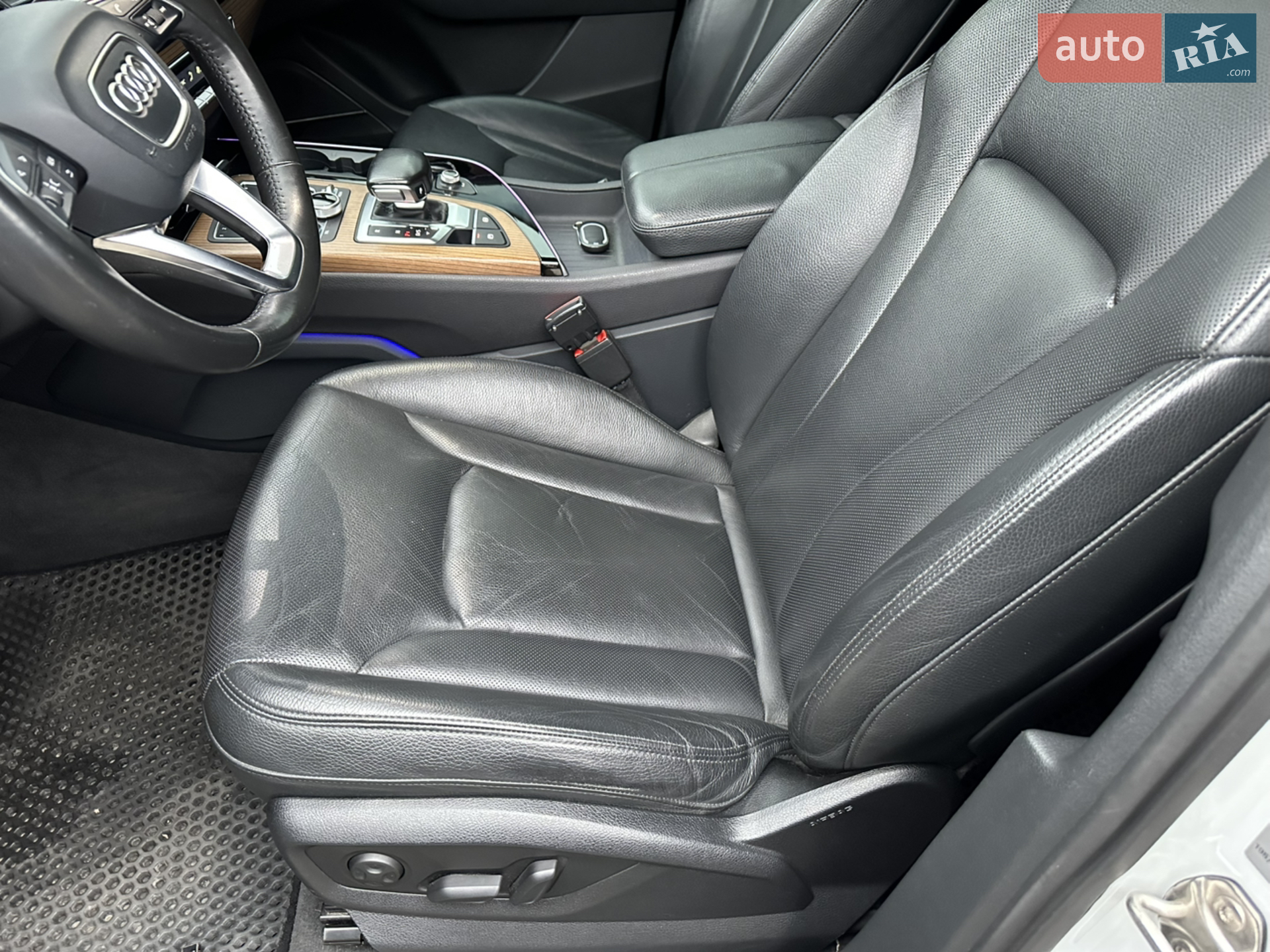 2016 Audi Q7 - мініатюра 12