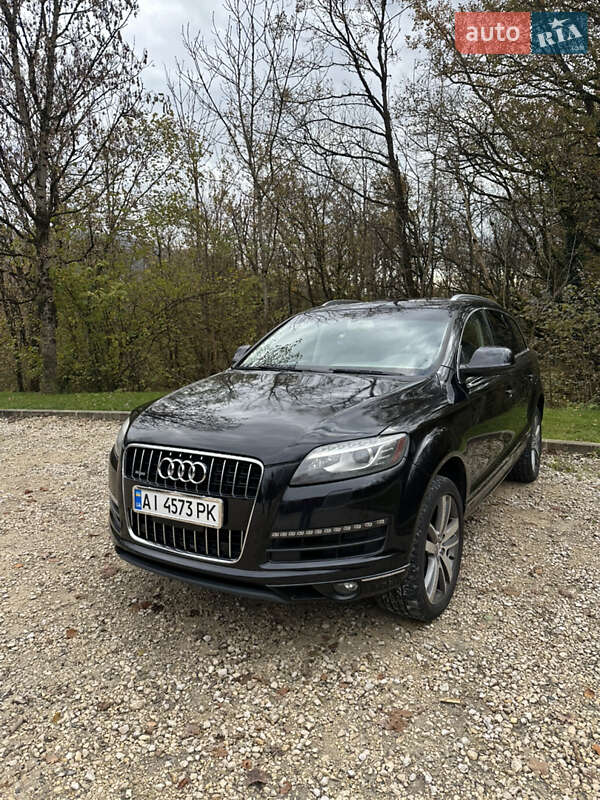 Внедорожник / Кроссовер Audi Q7 2013 в 