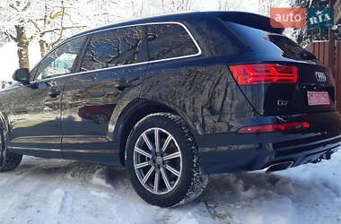 Позашляховик / Кросовер Audi Q7 2017 в Трускавці