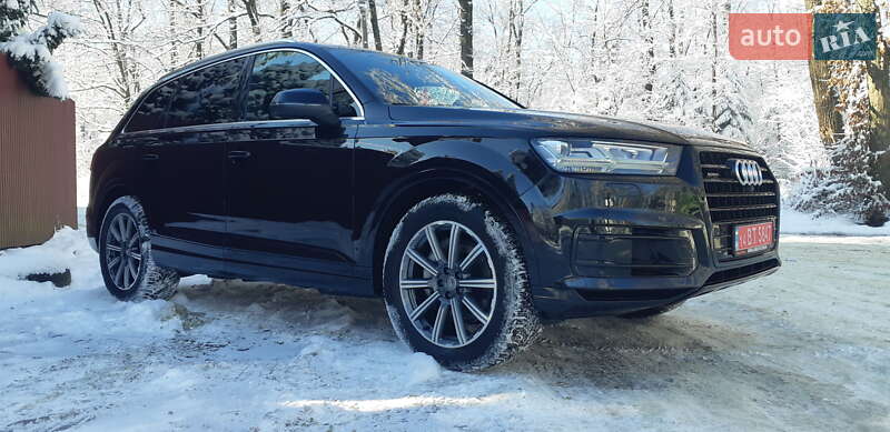Позашляховик / Кросовер Audi Q7 2017 в Дніпрі