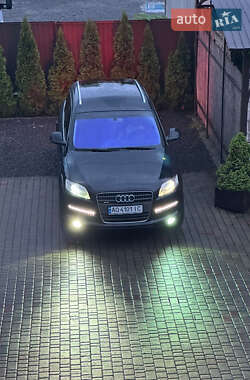 Внедорожник / Кроссовер Audi Q7 2007 в 