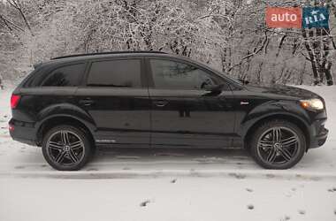 Позашляховик / Кросовер Audi Q7 2014 в Києві