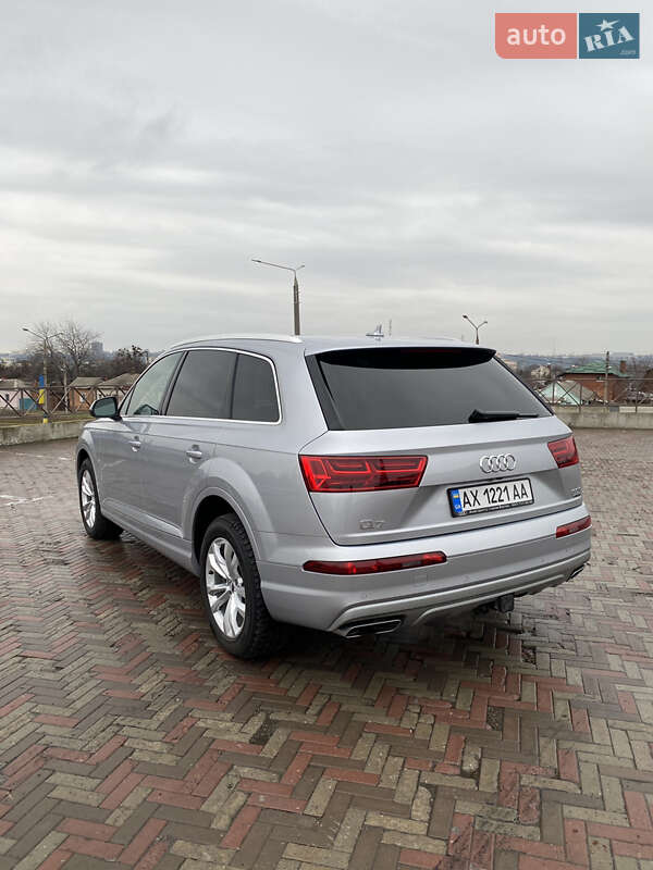Позашляховик / Кросовер Audi Q7 2018 в Харкові