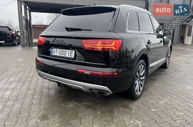 Позашляховик / Кросовер Audi Q7 2016 в Калуші