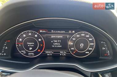 Внедорожник / Кроссовер Audi Q7 2016 в 