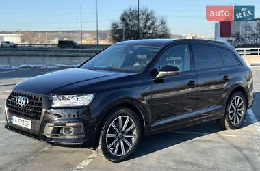 Внедорожник / Кроссовер Audi Q7 2019 в Киеве