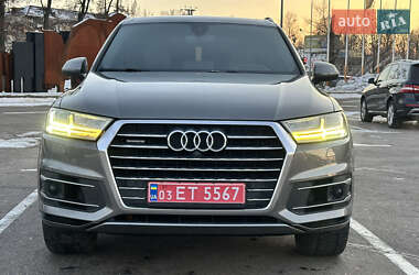 Внедорожник / Кроссовер Audi Q7 2017 в Киеве