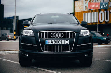 Внедорожник / Кроссовер Audi Q7 2014 в 