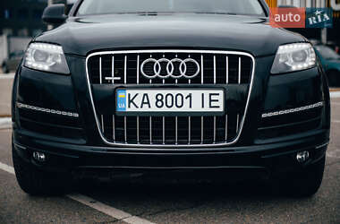 Внедорожник / Кроссовер Audi Q7 2014 в 
