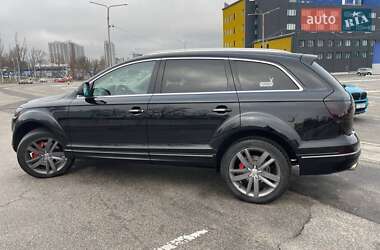 Позашляховик / Кросовер Audi Q7 2013 в Києві