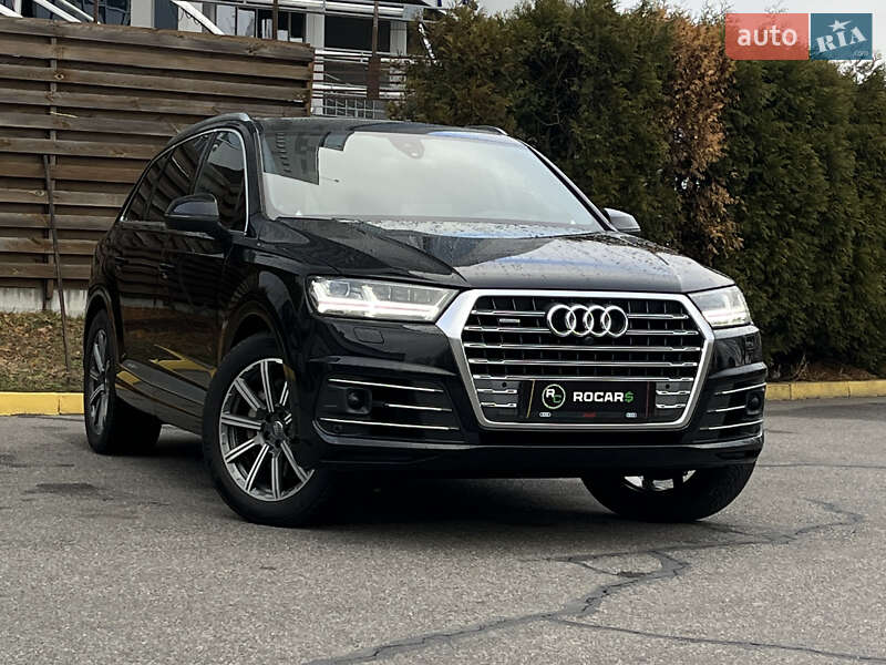 Позашляховик / Кросовер Audi Q7 2018 в Києві