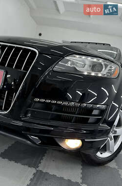 Позашляховик / Кросовер Audi Q7 2012 в Трускавці