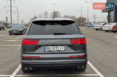 Позашляховик / Кросовер Audi Q7 2016 в Ірпені