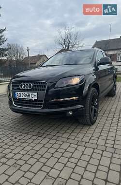 Внедорожник / Кроссовер Audi Q7 2006 в Берегово