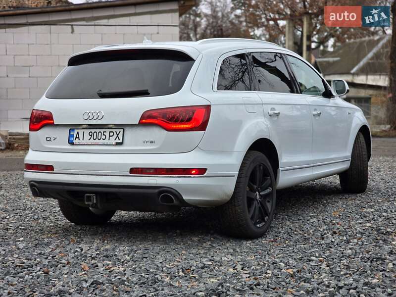 Позашляховик / Кросовер Audi Q7 2014 в Бучі