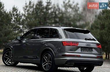 Внедорожник / Кроссовер Audi Q7 2017 в Виноградове