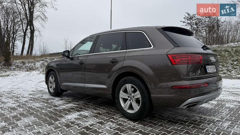 Позашляховик / Кросовер Audi Q7 2016 в Тернополі