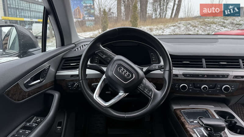Позашляховик / Кросовер Audi Q7 2016 в Тернополі