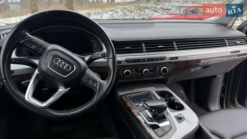 Позашляховик / Кросовер Audi Q7 2016 в Тернополі