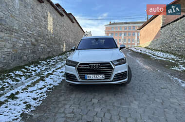 Внедорожник / Кроссовер Audi Q7 2015 в Каменец-Подольском