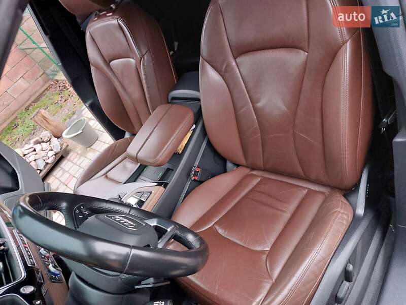 Позашляховик / Кросовер Audi Q7 2016 в Луцьку фото 24 Позашляховик / Кросовер Audi Q7 2016 в Луцьку