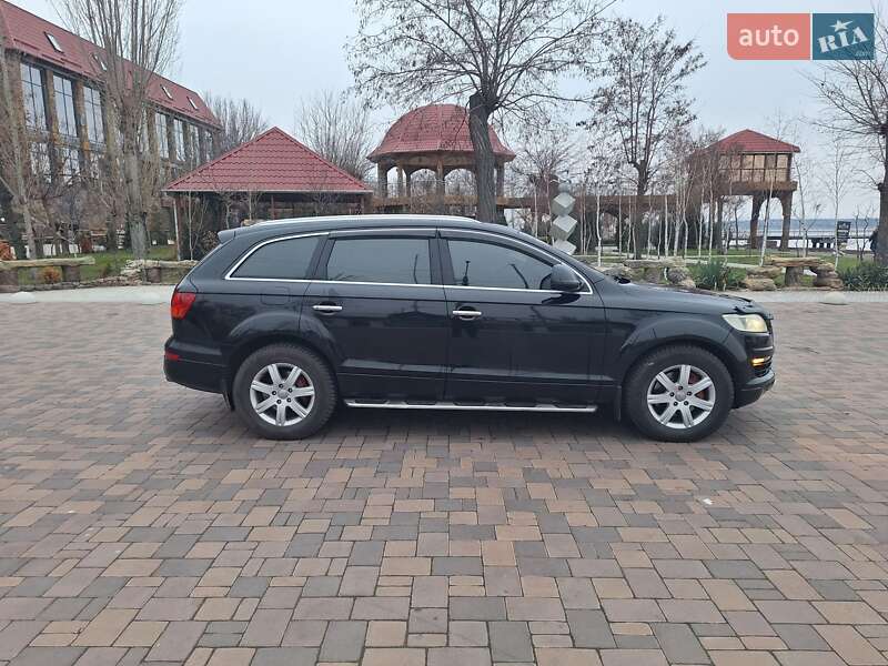 Внедорожник / Кроссовер Audi Q7 2007 в Николаеве фото 3 Внедорожник / Кроссовер Audi Q7 2007 в Николаеве