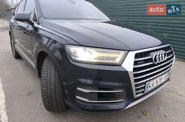 Позашляховик / Кросовер Audi Q7 2016 в Києві