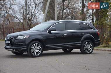 Позашляховик / Кросовер Audi Q7 2010 в Павлограді