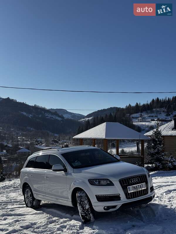 Внедорожник / Кроссовер Audi Q7 2010 в Косове