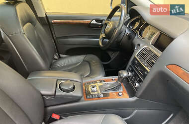 Позашляховик / Кросовер Audi Q7 2014 в 