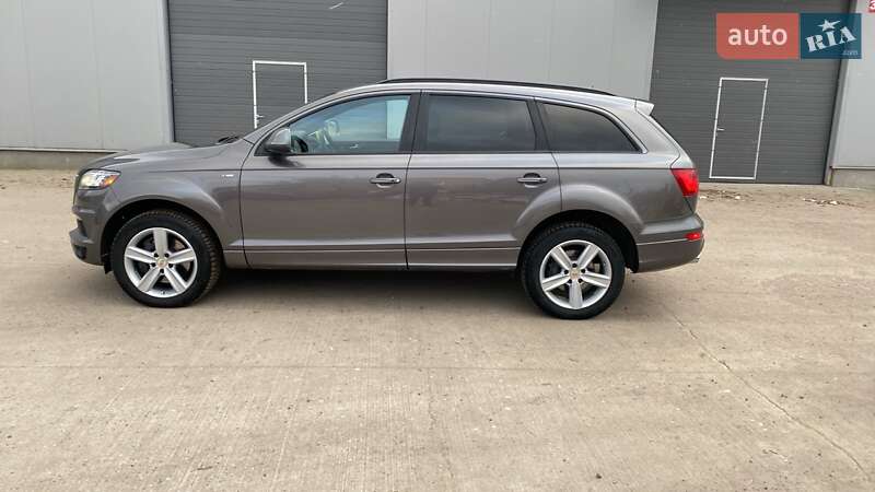 Позашляховик / Кросовер Audi Q7 2014 в Києві