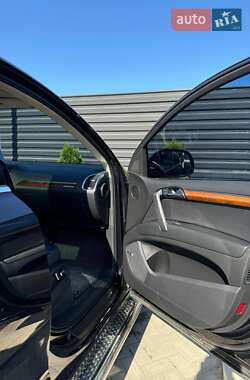 Внедорожник / Кроссовер Audi Q7 2012 в 