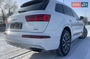 Позашляховик / Кросовер Audi Q7 2017 в Тернополі