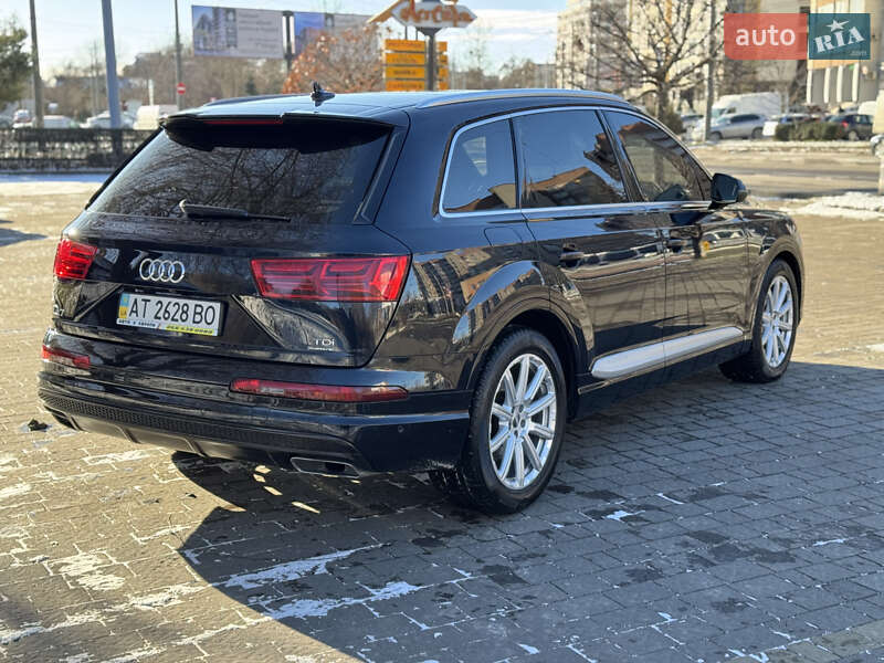 Позашляховик / Кросовер Audi Q7 2017 в Івано-Франківську
