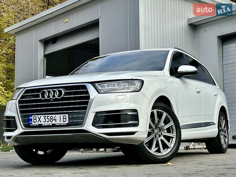 Внедорожник / Кроссовер Audi Q7 2018 в Тернополе