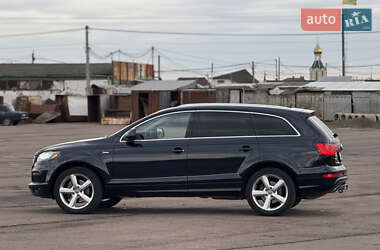 Позашляховик / Кросовер Audi Q7 2010 в Ужгороді