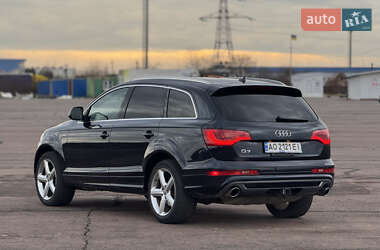 Позашляховик / Кросовер Audi Q7 2010 в Ужгороді