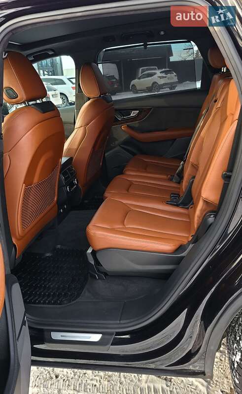 Позашляховик / Кросовер Audi Q7 2018 в Тернополі